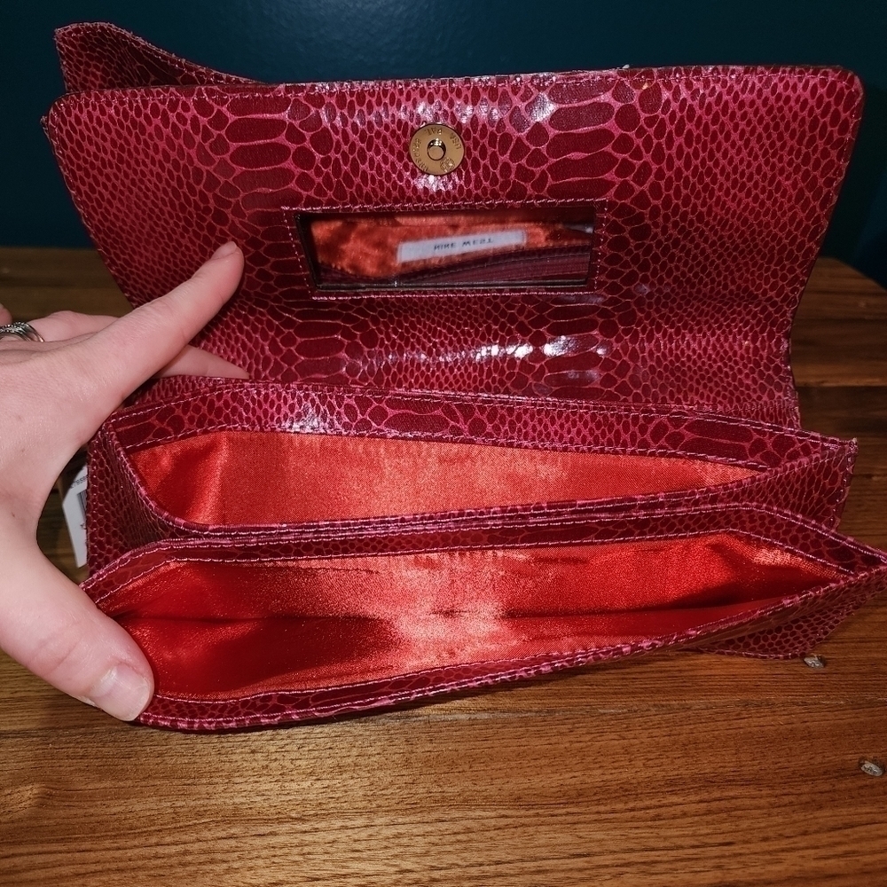Nine WEST CLUTCH​ - Picture 5 of 7